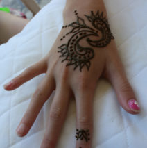Henna Hand