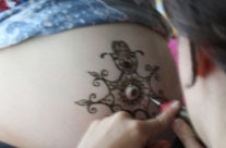 Henna pregnant belly 1