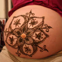 Henna pregnant belly 2