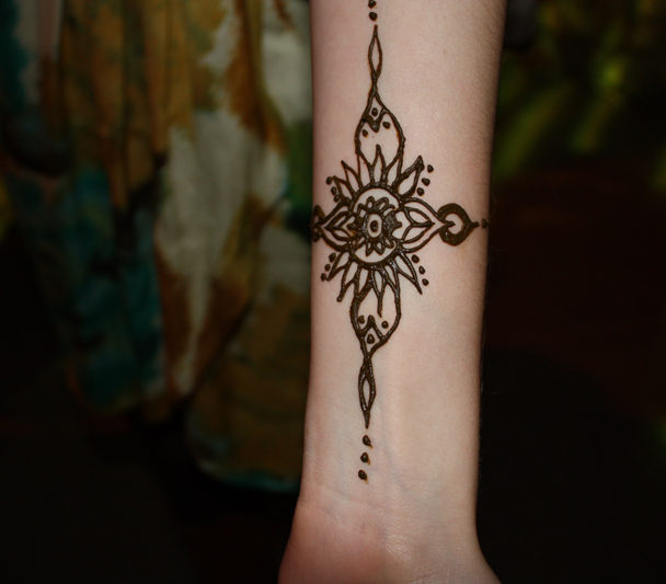 Henna Wrist 7