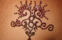 Henna Back 4